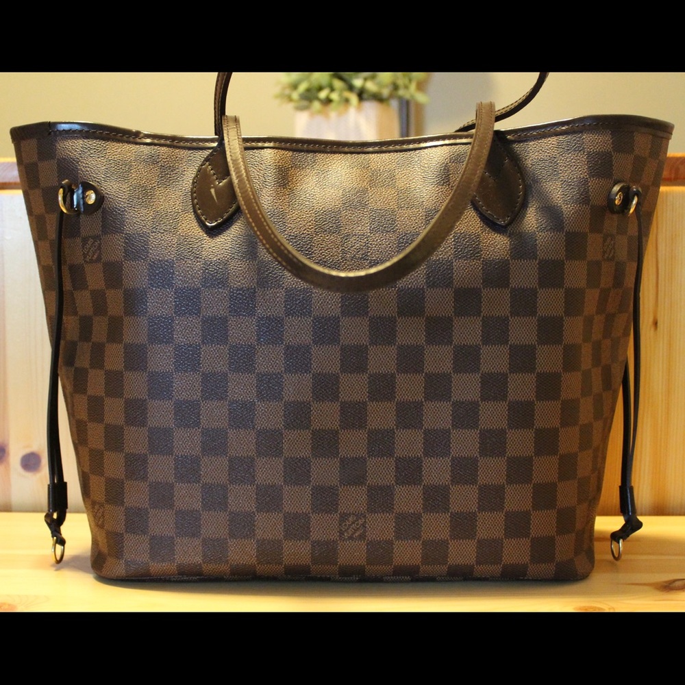 Louis Vuitton Neverfull MM